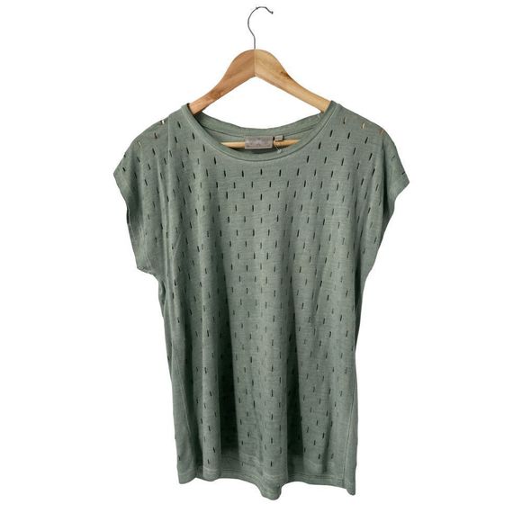 NWOT Dantelle Green Crew Neck‎ Short Sleeve Perforated Shirt Medium - Picture 1 of 7